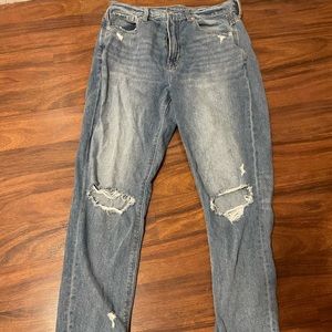 American Eagle Mom Jeans